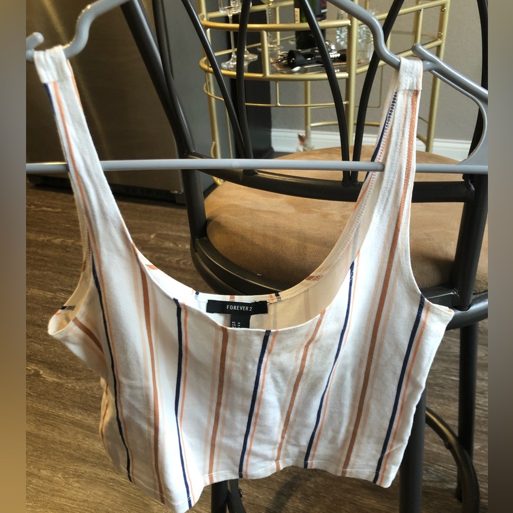 Forever 21 tank